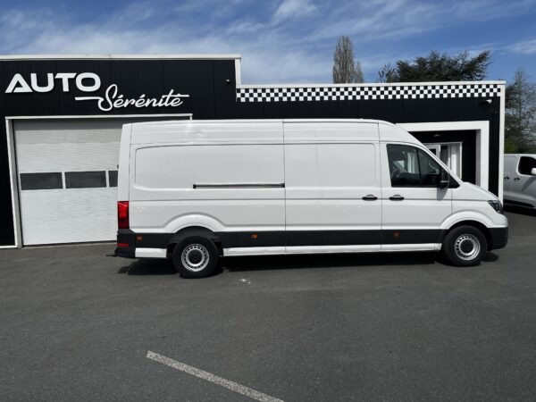 Auto Sérénité-image vue de côté-crafter (Sarthe 72)