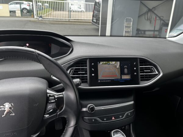 Auto Sérénité-image caméra de recul-308 SW (Sarthe 72)