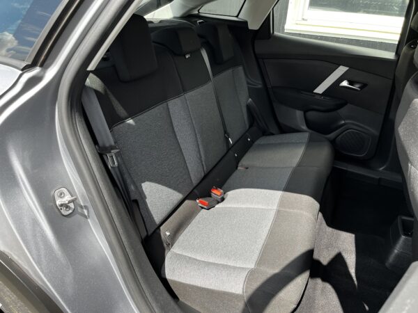 Auto Sérénité-image banquette arrière-c4 (Sarthe72)