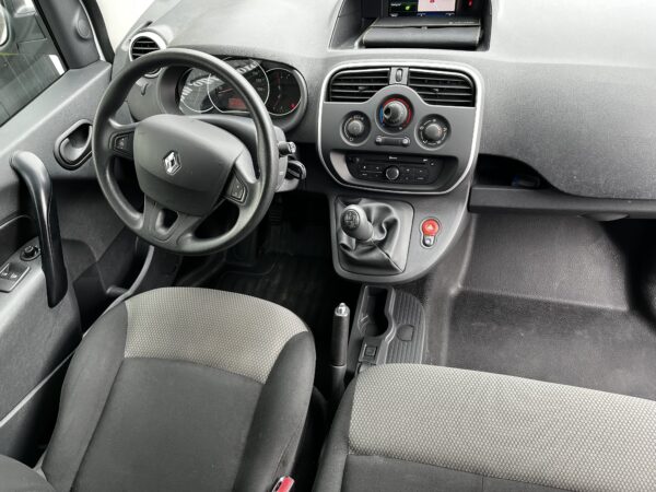 Auto Sérénité-image tableau de bord-kangoo (Sarthe 72)