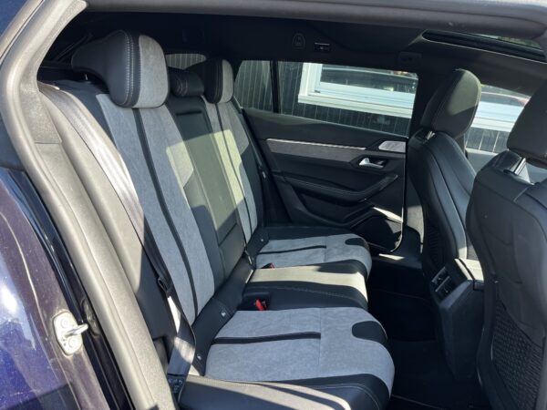 Auto Sérénité-image banquette arrière-508 (Sarthe72)