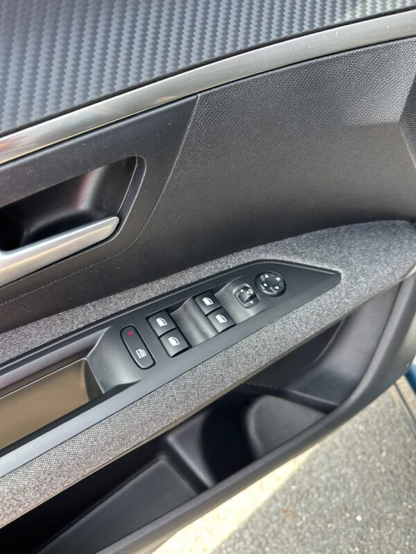 Peugeot 5008 BLUEHDi 130ch – Image 16