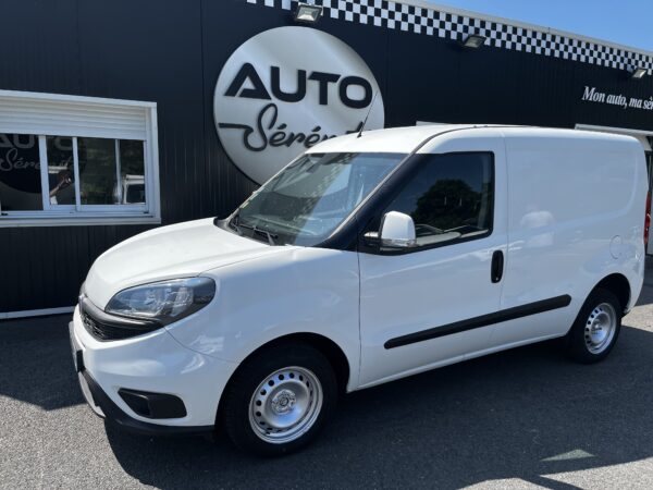 Fiat Doblo Cargo 1.3 MULTIJET 95cv PACK TECHNO 3 Places – Image 6