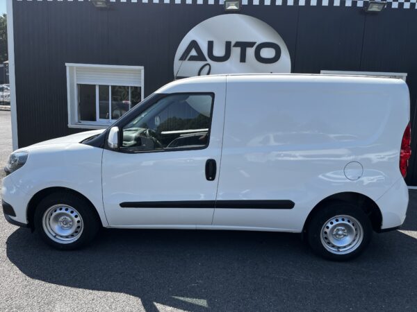 Fiat Doblo Cargo 1.3 MULTIJET 95cv PACK TECHNO 3 Places – Image 5