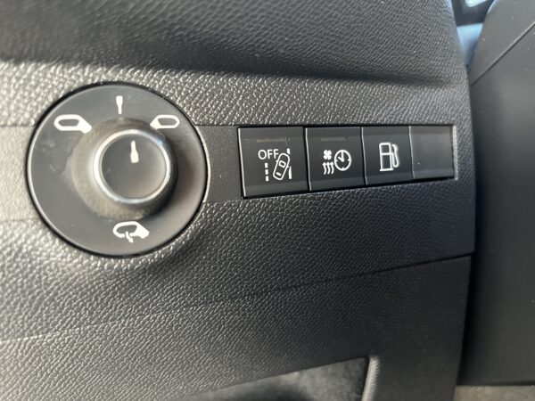DS 7 Crossback E-TENSE 4x4 300ch Business + TOIT PANORAMIQUE – Image 22