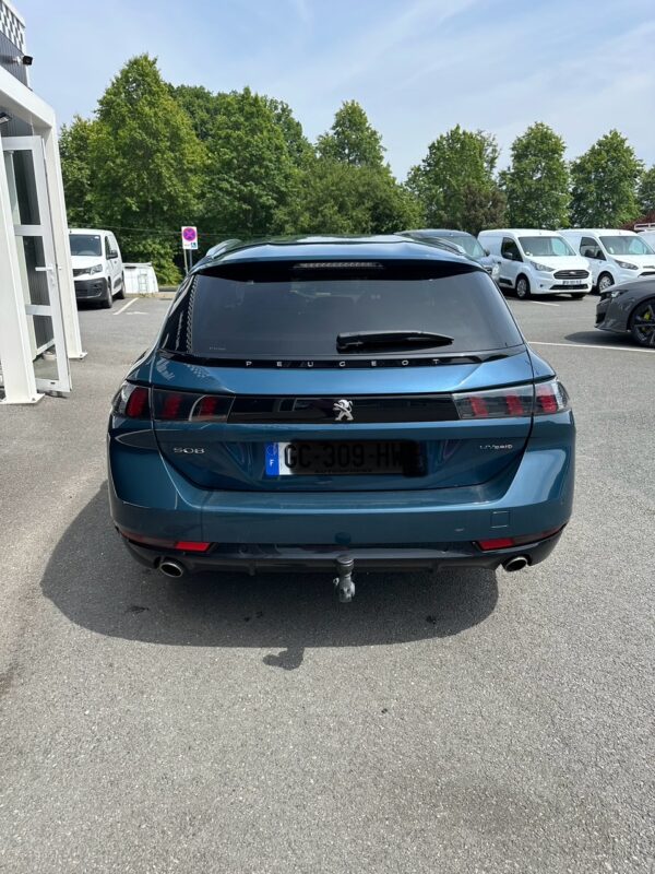 Peugeot 508 SW Hybrid 225 e-EAT8 ALLURE – Image 4