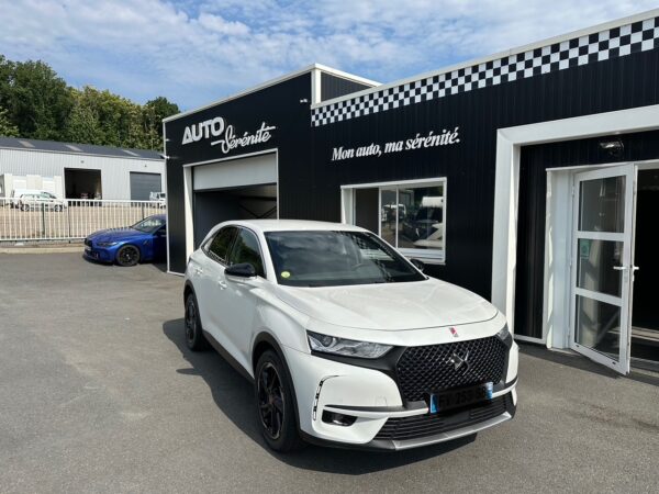 DS 7 Crossback BLUEHDi 130cv EAT8 PERFORMANCE LINE + ATTELAGE