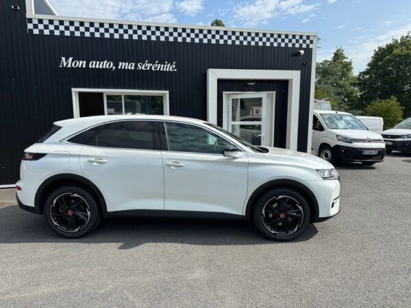 DS 7 Crossback BLUEHDi 130cv EAT8 PERFORMANCE LINE + ATTELAGE – Image 4
