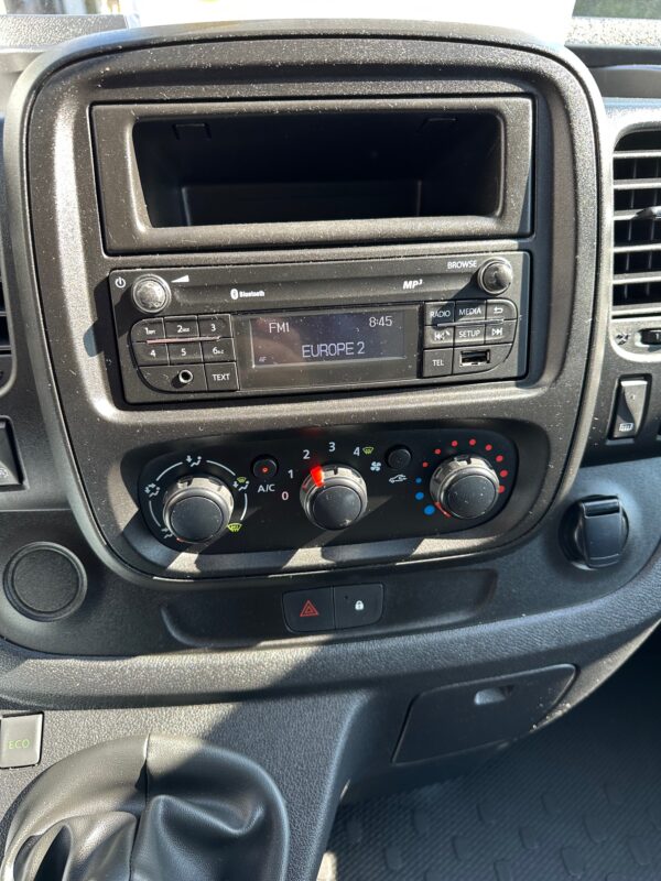 Renault Trafic COMBI L2 dCi 125cv – Image 14