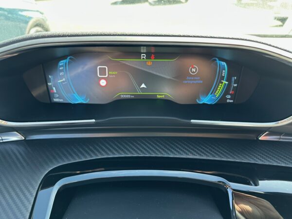 Peugeot 508 SW Hybrid 225cv e-EAT8 GT + ATTELAGE – Image 17