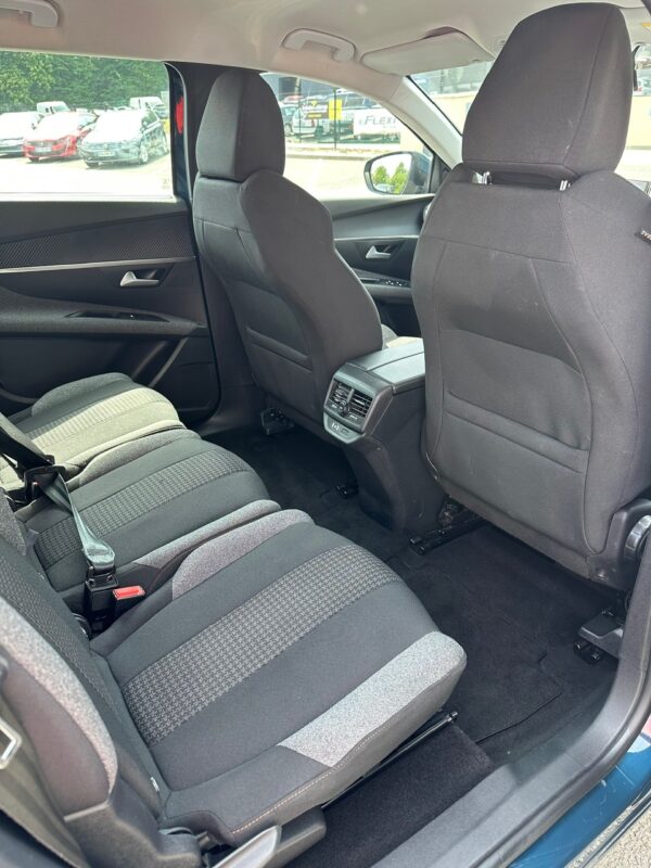 Peugeot 5008 BLUEHDi 130ch – Image 24