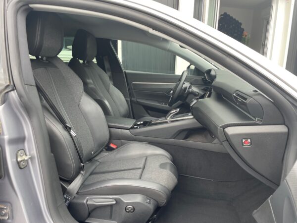 Peugeot 508 SW BUSINESS Hybrid 225cv – Image 7