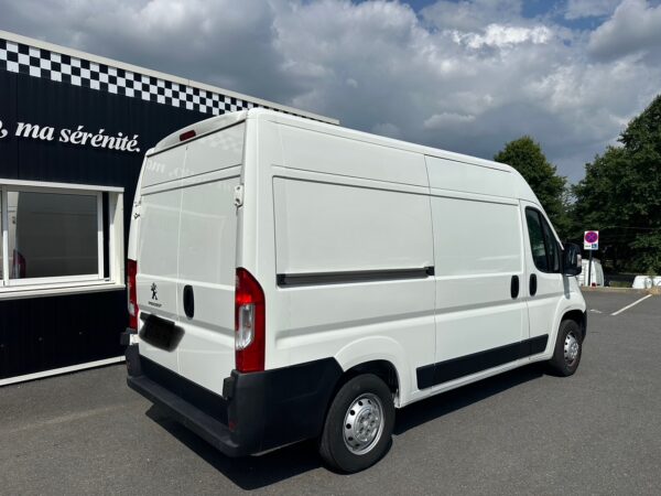 Peugeot Boxer FOURGON 2.2 BLUEHDi 120cv – Image 4