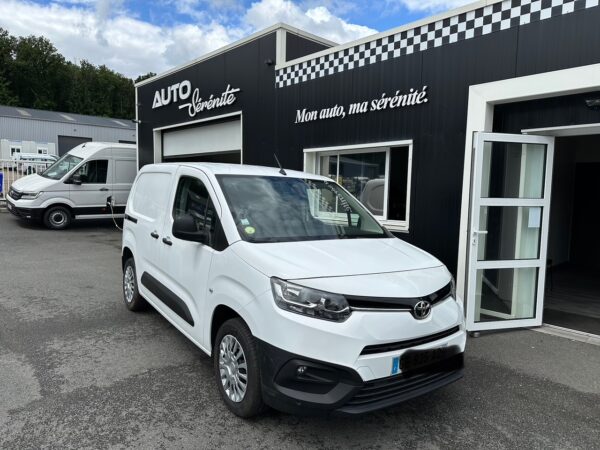 Toyota Proace City FOURGON 100cv