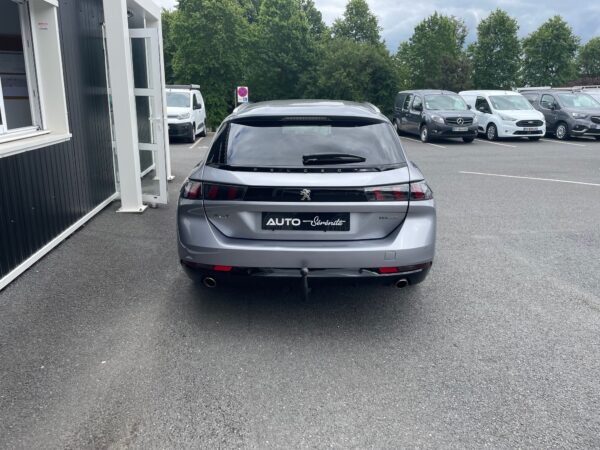 Peugeot 508 SW BUSINESS Hybrid 225cv – Image 19
