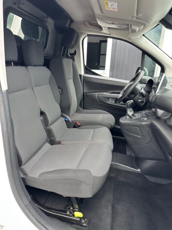 Toyota Proace City FOURGON 100cv – Image 8