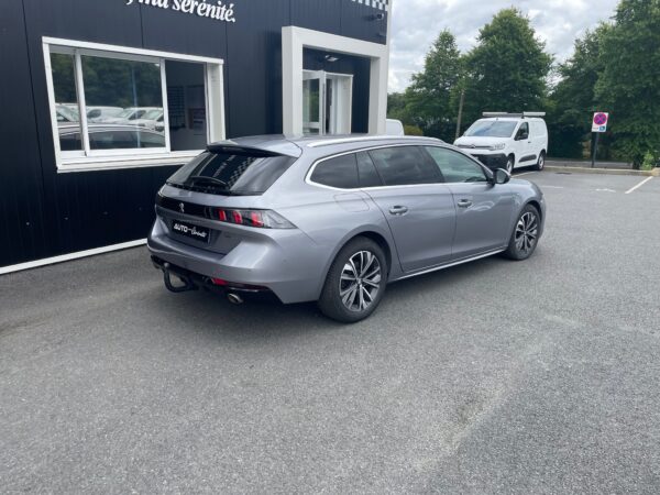 Peugeot 508 SW BUSINESS Hybrid 225cv – Image 20