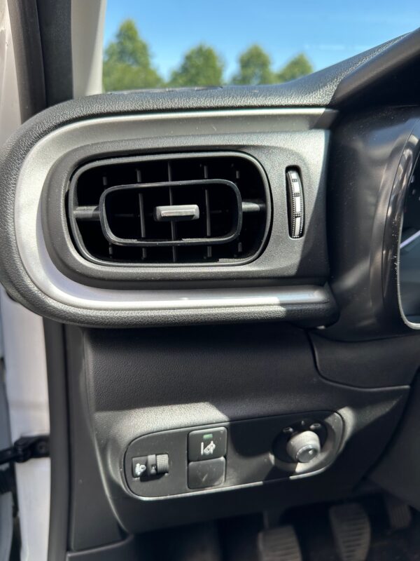 Citroën C3 BUSINESS BlueHDi 100cv – Image 7