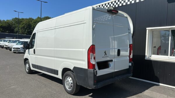 Peugeot Boxer FOURGON 333 L2H2 BLUEHDI 120cv – Image 5