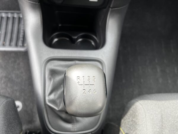 C3 BUSINESS BlueHDi 100cv – Image 11