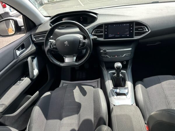 Peugeot 308 SW BlueHDi 130ch (Copie) – Image 11