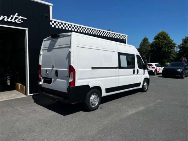 Peugeot Boxer FOURGON TOLE 435 L3H2 BLUEHDI 165cv – Image 7