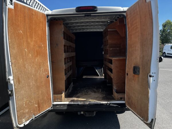 Peugeot Boxer FOURGON TOLE 435 L3H2 BLUEHDI 165cv – Image 15