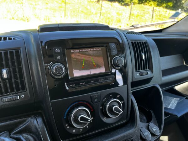 Peugeot Boxer FOURGON TOLE 435 L3H2 BLUEHDI 165cv – Image 21