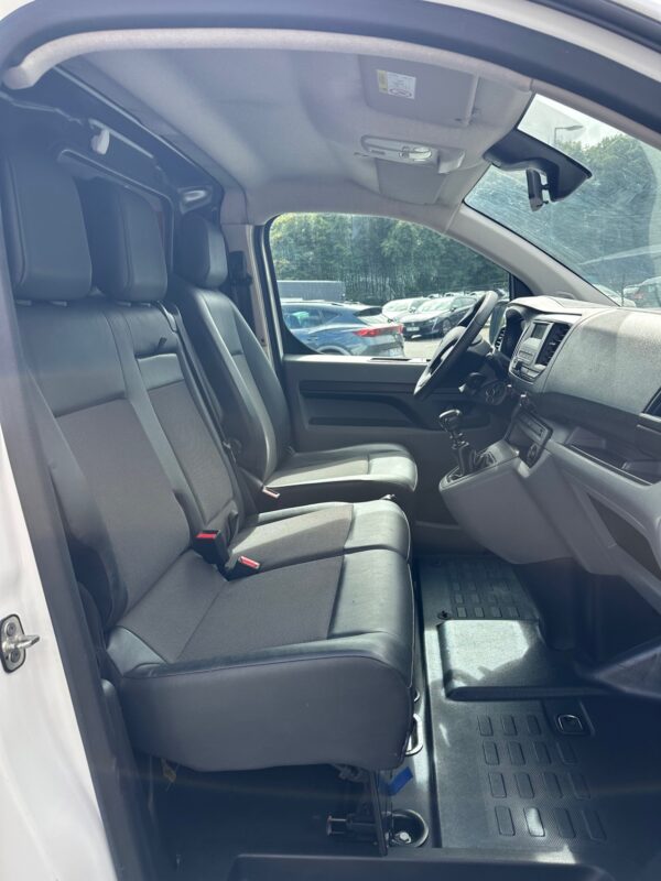Toyota PROACE FOURGON LONG 120cv – Image 6