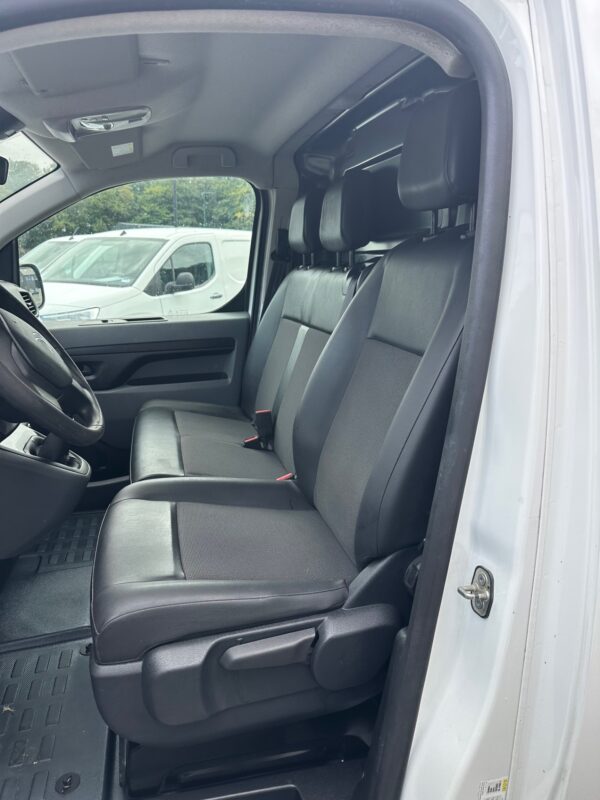 Citroën Jumpy FOURGON XL 2.0 BLUEHDI 120cv – Image 10