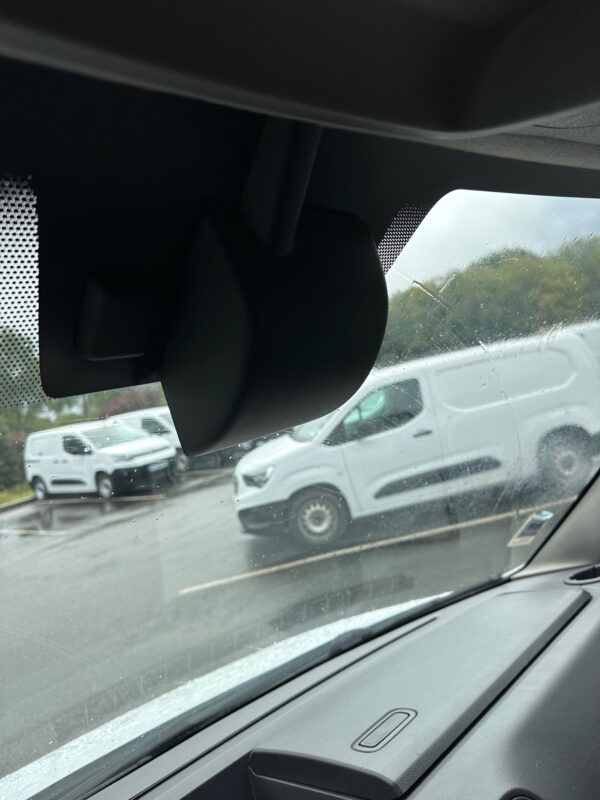 Renault Master FOURGON 2.3BLUEDCi 135cv L2H2 + CROCHET ATTELAGE – Image 10