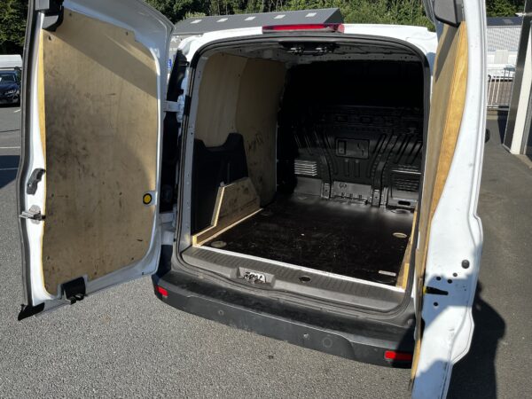 Ford Transit Connect FGN L1 TDCi ECOBLUE 100cv – Image 12