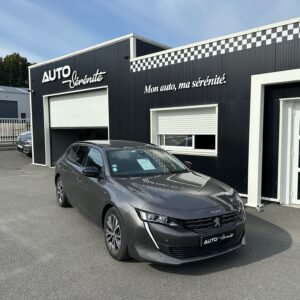 Peugeot 508 SW Hybrid 225cv