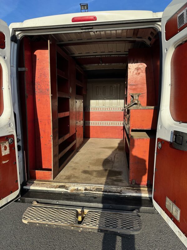 Citroën Jumper FOURGON TOLE 3T5 L2H2 BLUEHDi 130cv – Image 10