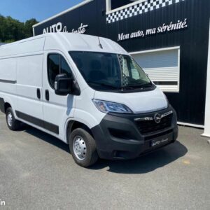 Opel Movano FOURGON 3.3T 2.2d 120ch