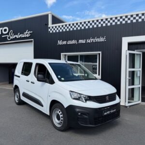 Peugeot Partner FOURGON 650 KG BLUEHDi 100cv S&S BVM6 PREMIUM 02/2022