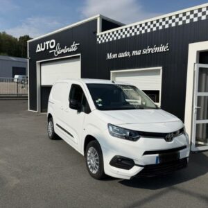 Toyota Proace City FOURGON MEDIUM D-4D 130cv BVA8 DYNAMIC